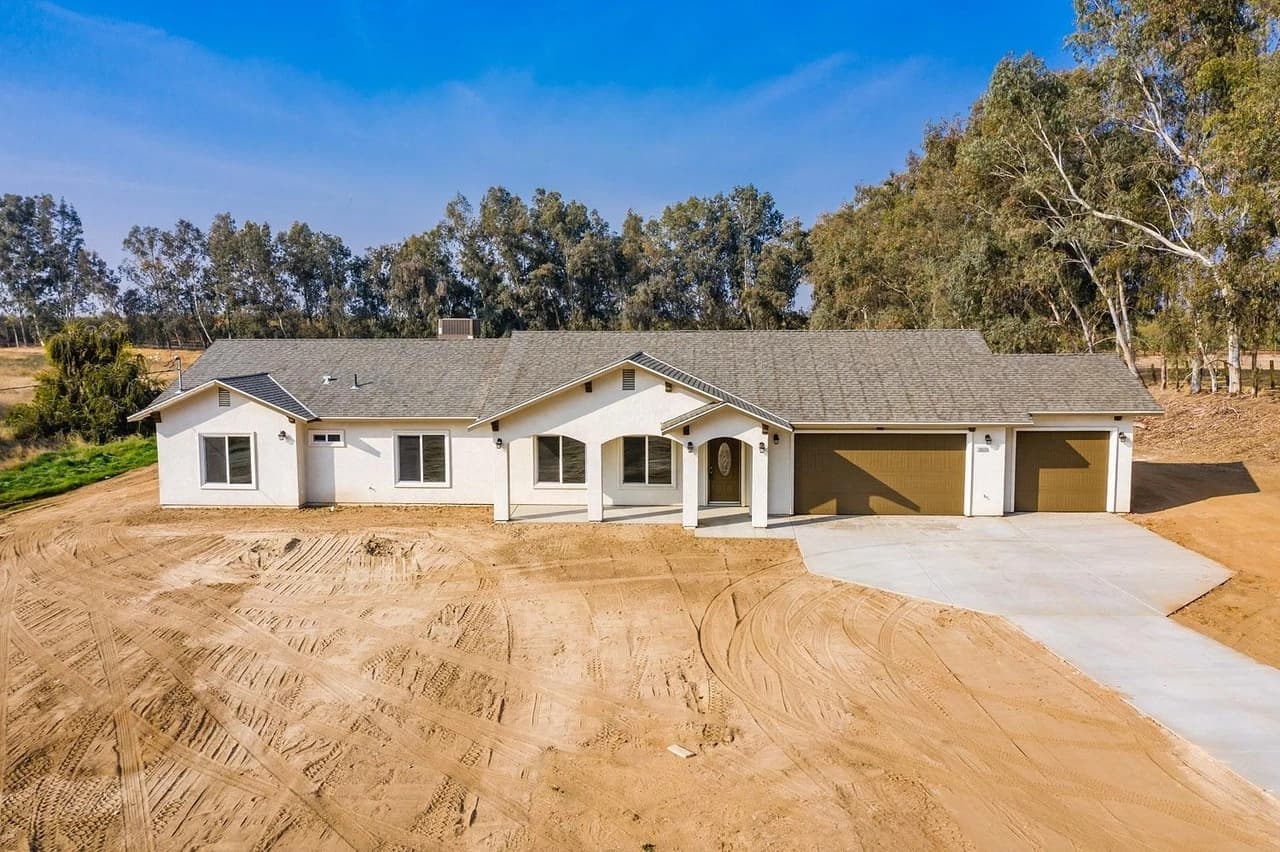 MGM Construction Services